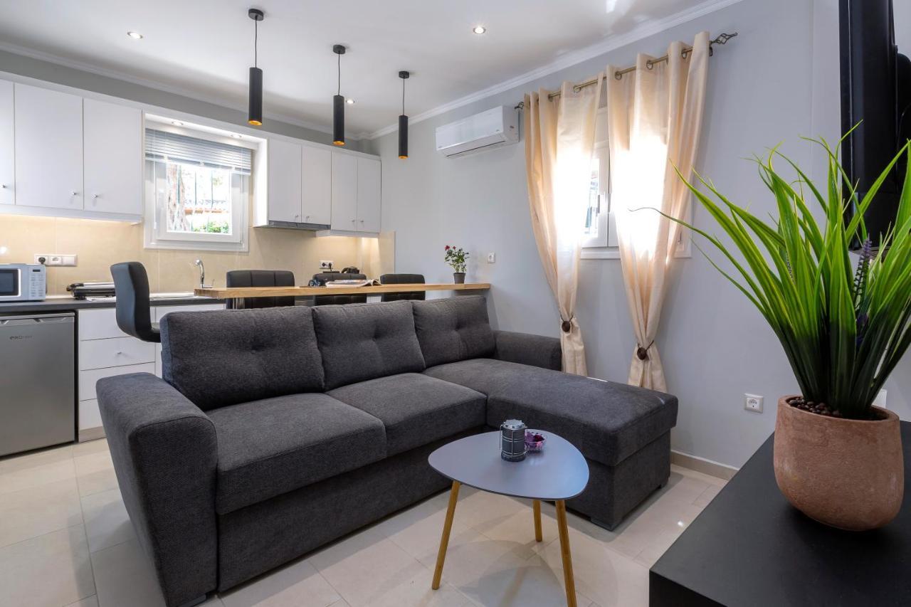 Borts Apartment コルフ島 エクステリア 写真