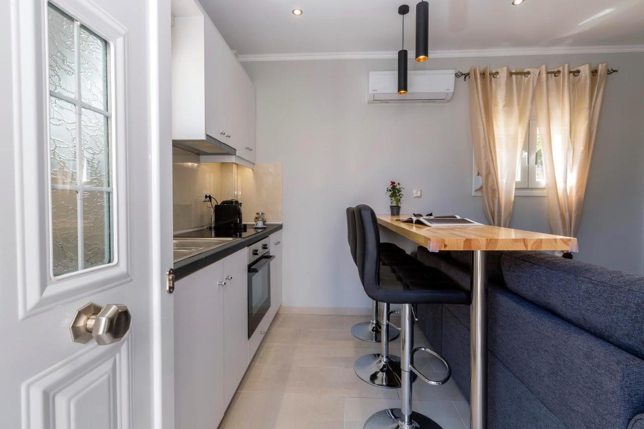 Borts Apartment コルフ島 エクステリア 写真