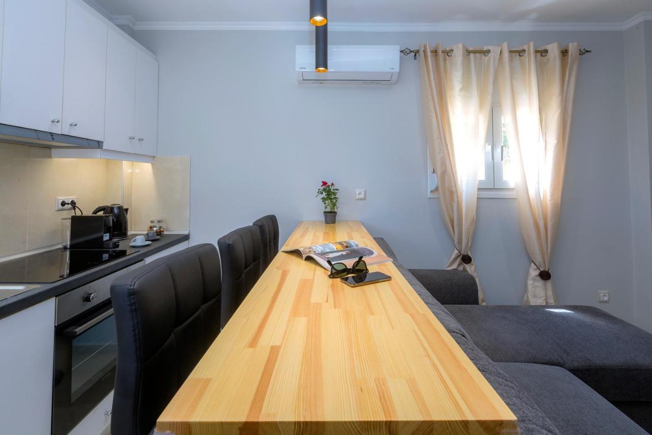 Borts Apartment コルフ島 エクステリア 写真