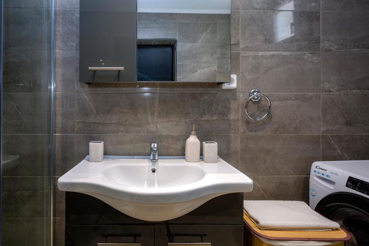 Borts Apartment コルフ島 エクステリア 写真